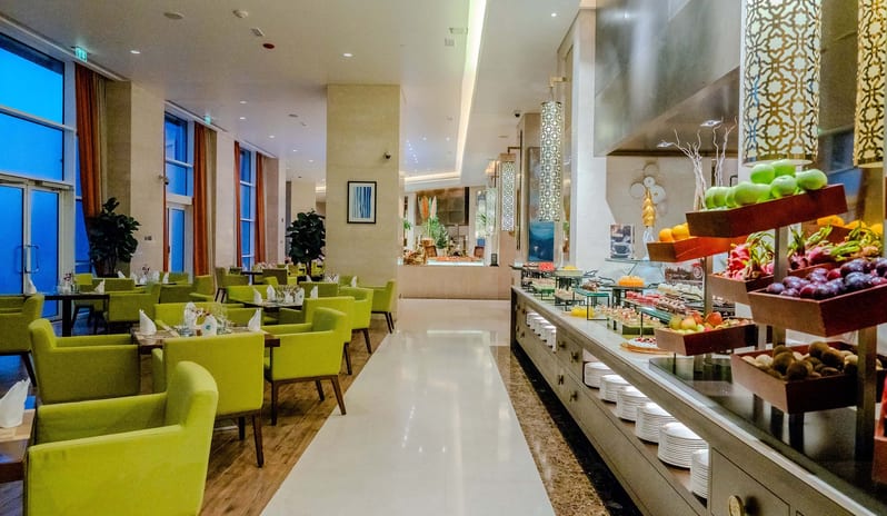 middle-east-holidays/abu-dhabi/rixos-marina-abu-dhabi-hotel-turquoise-restaurant-buffet